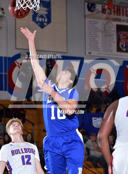 Thumbnail 2 in Davis vs. Folsom (Folsom Bulldog Classic) photogallery.