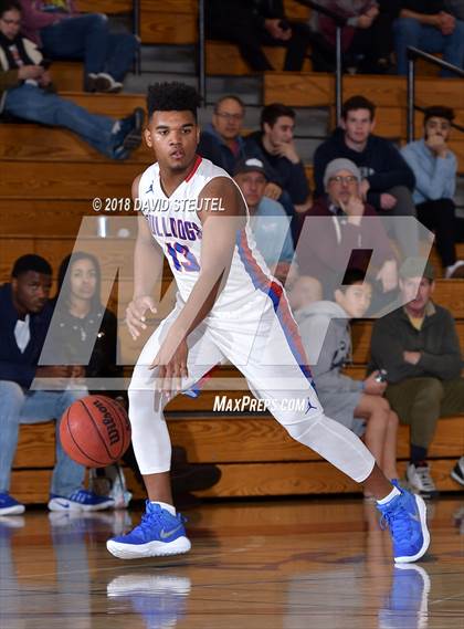 Thumbnail 2 in Davis vs. Folsom (Folsom Bulldog Classic) photogallery.
