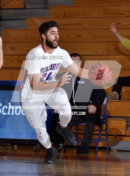 Thumbnail 2 in Davis vs. Folsom (Folsom Bulldog Classic) photogallery.