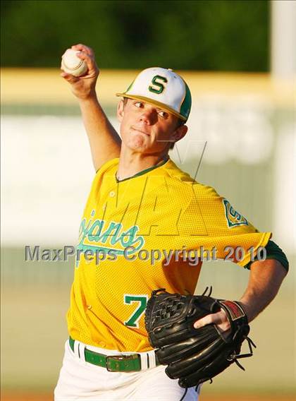 Thumbnail 2 in Rockwall-Heath vs Smith (Texas 4A Region ll Playoffs)  photogallery.