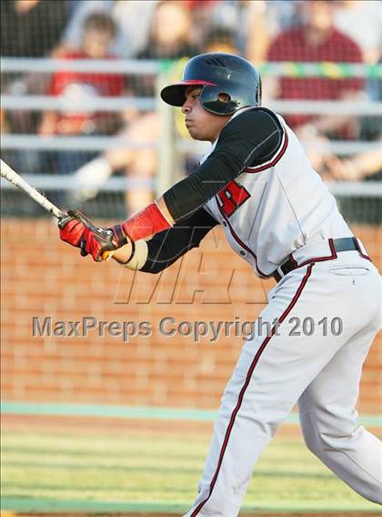 Thumbnail 2 in Rockwall-Heath vs Smith (Texas 4A Region ll Playoffs)  photogallery.