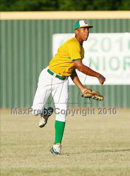 Thumbnail 1 in Rockwall-Heath vs Smith (Texas 4A Region ll Playoffs)  photogallery.