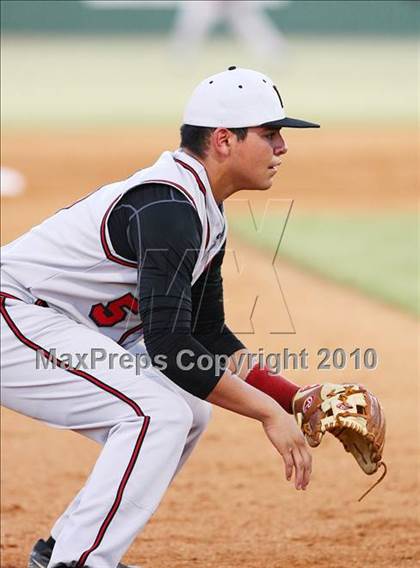 Thumbnail 2 in Rockwall-Heath vs Smith (Texas 4A Region ll Playoffs)  photogallery.