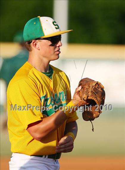 Thumbnail 1 in Rockwall-Heath vs Smith (Texas 4A Region ll Playoffs)  photogallery.