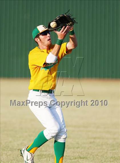 Thumbnail 1 in Rockwall-Heath vs Smith (Texas 4A Region ll Playoffs)  photogallery.