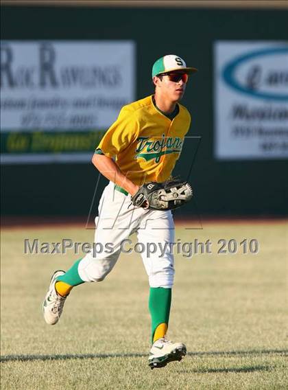Thumbnail 3 in Rockwall-Heath vs Smith (Texas 4A Region ll Playoffs)  photogallery.
