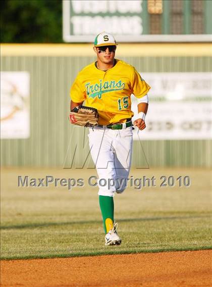 Thumbnail 3 in Rockwall-Heath vs Smith (Texas 4A Region ll Playoffs)  photogallery.