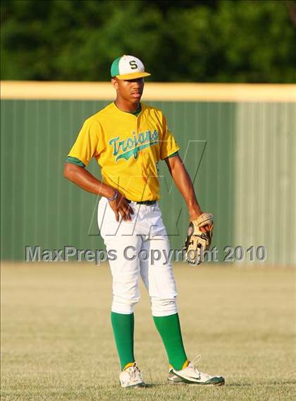 Thumbnail 2 in Rockwall-Heath vs Smith (Texas 4A Region ll Playoffs)  photogallery.