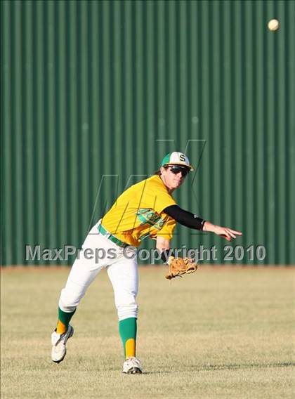Thumbnail 2 in Rockwall-Heath vs Smith (Texas 4A Region ll Playoffs)  photogallery.