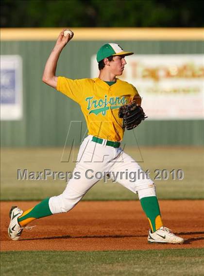 Thumbnail 2 in Rockwall-Heath vs Smith (Texas 4A Region ll Playoffs)  photogallery.