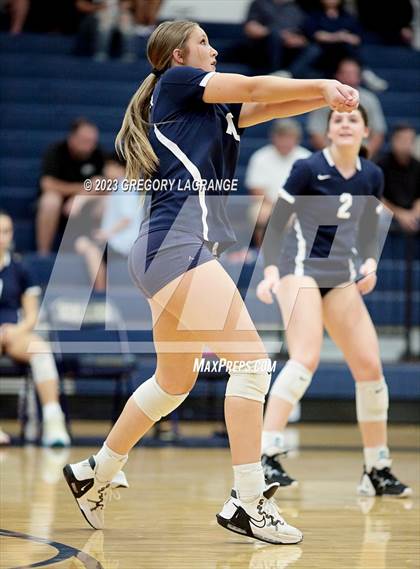 Thumbnail 1 in Byron Nelson vs Keller photogallery.