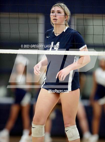 Thumbnail 3 in Byron Nelson vs Keller photogallery.