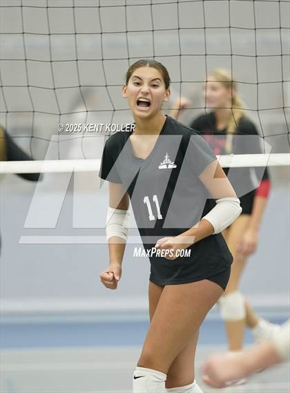 Thumbnail 2 in Dexter vs. St. Mary's Prep (Program Cup) photogallery.