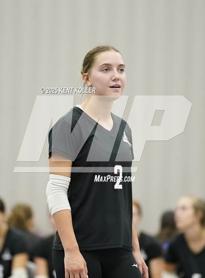 Thumbnail 2 in Dexter vs. St. Mary's Prep (Program Cup) photogallery.