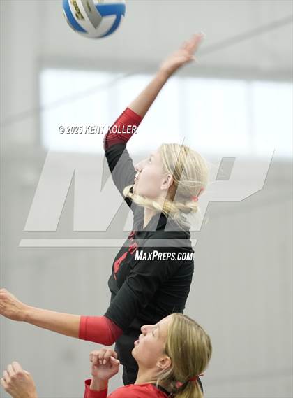 Thumbnail 3 in Dexter vs. St. Mary's Prep (Program Cup) photogallery.