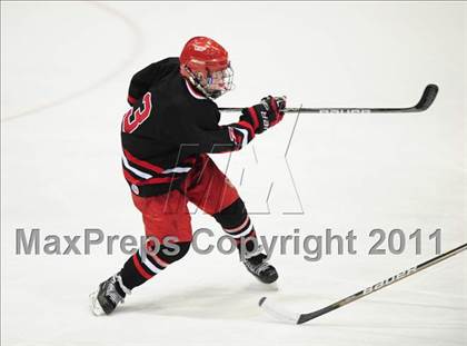 Thumbnail 2 in Cheshire vs. Guilford (CIAC Division 2 Final) photogallery.