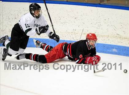 Thumbnail 2 in Cheshire vs. Guilford (CIAC Division 2 Final) photogallery.