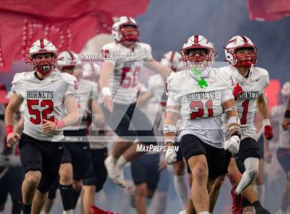 Thumbnail 1 in Muenster vs. Shiner (UIL 2A D1 Football Final) photogallery.