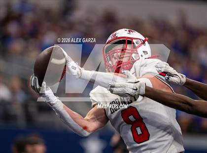 Thumbnail 2 in Muenster vs. Shiner (UIL 2A D1 Football Final) photogallery.