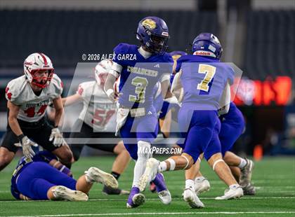 Thumbnail 1 in Muenster vs. Shiner (UIL 2A D1 Football Final) photogallery.
