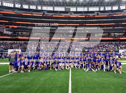 Thumbnail 3 in Muenster vs. Shiner (UIL 2A D1 Football Final) photogallery.