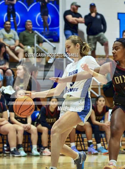 Thumbnail 1 in Dixon @ Swansboro photogallery.