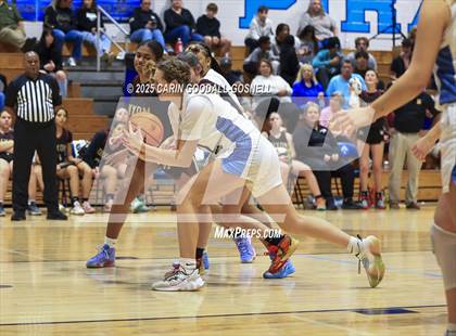Thumbnail 2 in Dixon @ Swansboro photogallery.