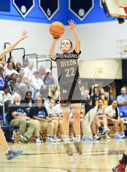 Thumbnail 1 in Dixon @ Swansboro photogallery.