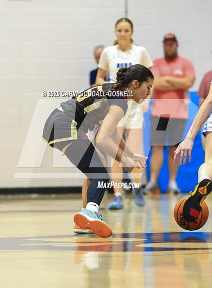 Thumbnail 1 in Dixon @ Swansboro photogallery.