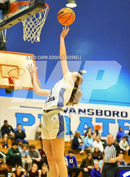 Thumbnail 2 in Dixon @ Swansboro photogallery.