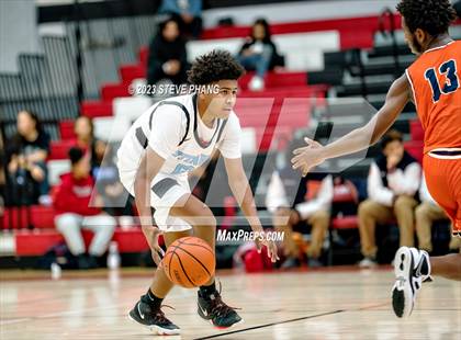 Thumbnail 3 in Burbank vs. Fortune Early College (Cordova Christmas Classic) photogallery.