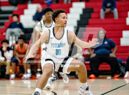 Thumbnail 1 in Burbank vs. Fortune Early College (Cordova Christmas Classic) photogallery.