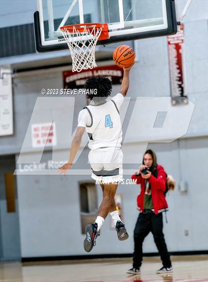 Thumbnail 3 in Burbank vs. Fortune Early College (Cordova Christmas Classic) photogallery.