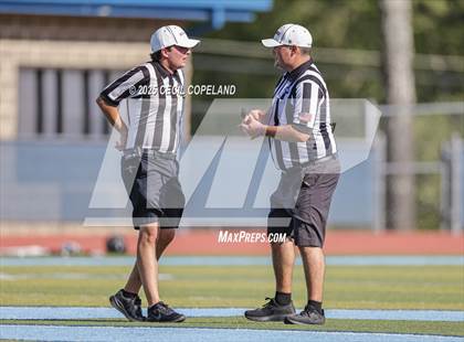 Thumbnail 2 in Roswell vs. Lassiter (GHSA Division 2 Championship) photogallery.