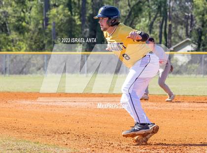 Thumbnail 2 in Fairmont vs. Hoke County (Robeson County Slugfest) photogallery.
