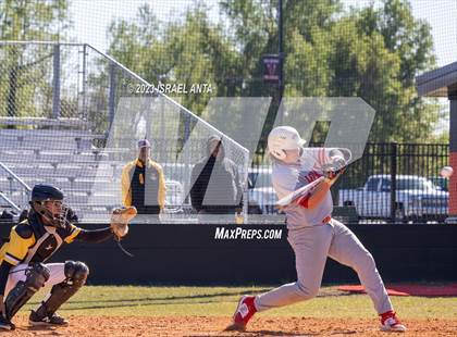 Thumbnail 1 in Fairmont vs. Hoke County (Robeson County Slugfest) photogallery.