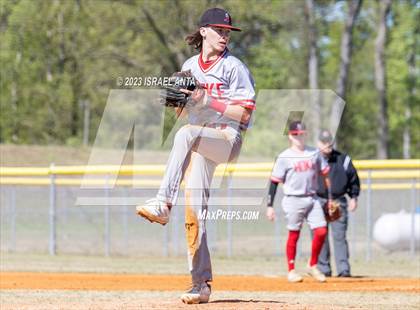 Thumbnail 2 in Fairmont vs. Hoke County (Robeson County Slugfest) photogallery.