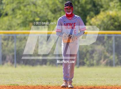 Thumbnail 2 in Fairmont vs. Hoke County (Robeson County Slugfest) photogallery.