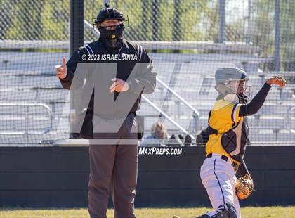 Thumbnail 1 in Fairmont vs. Hoke County (Robeson County Slugfest) photogallery.