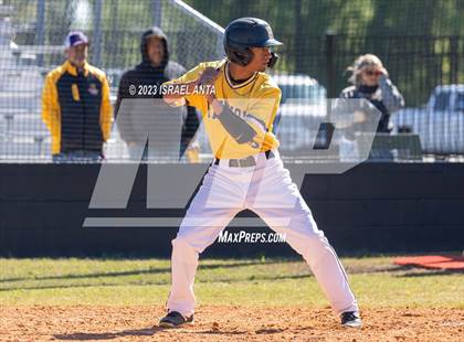 Thumbnail 3 in Fairmont vs. Hoke County (Robeson County Slugfest) photogallery.