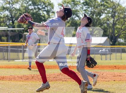 Thumbnail 3 in Fairmont vs. Hoke County (Robeson County Slugfest) photogallery.