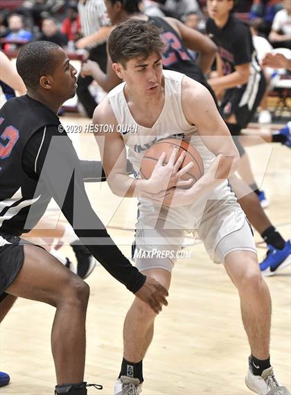 Thumbnail 2 in San Leandro vs. Catalina Foothills (Rancho Mirage Holiday Invitational) photogallery.