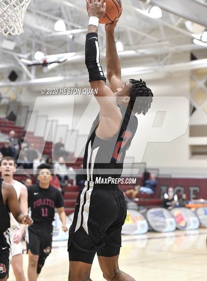 Thumbnail 2 in San Leandro vs. Catalina Foothills (Rancho Mirage Holiday Invitational) photogallery.