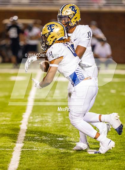 Thumbnail 3 in Thomas County Central vs Houston County  photogallery.