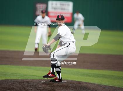 Thumbnail 3 in Boyd @ Rockwall-Heath (UIL 6A Area Playoff) photogallery.