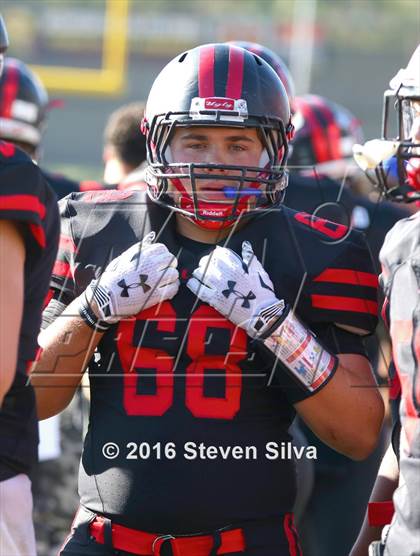 Thumbnail 2 in Clayton Valley Charter vs. Helix (2016 Honor Bowl) photogallery.