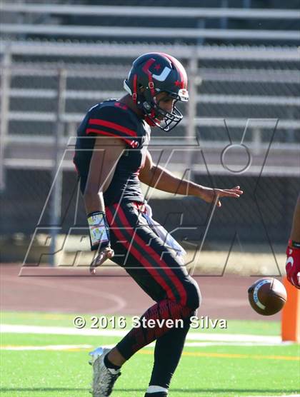 Thumbnail 1 in Clayton Valley Charter vs. Helix (2016 Honor Bowl) photogallery.