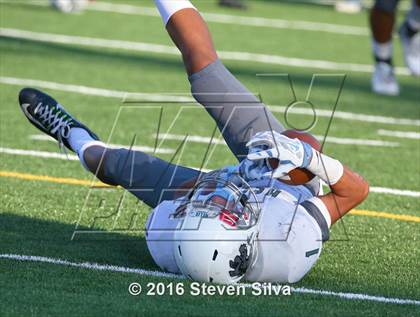 Thumbnail 2 in Clayton Valley Charter vs. Helix (2016 Honor Bowl) photogallery.
