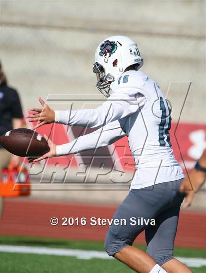 Thumbnail 1 in Clayton Valley Charter vs. Helix (2016 Honor Bowl) photogallery.