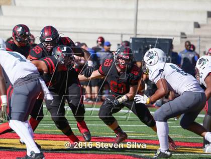 Thumbnail 3 in Clayton Valley Charter vs. Helix (2016 Honor Bowl) photogallery.